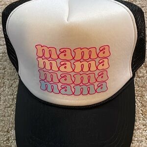 Black and White 'Mama' Trucker Hat